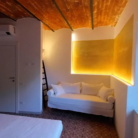 Guest house Sobborgospina47 Sarzana