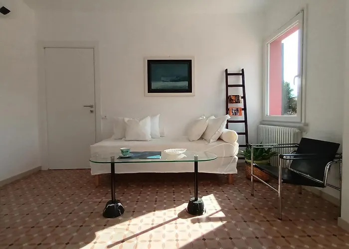 Sobborgospina47 Pensión *