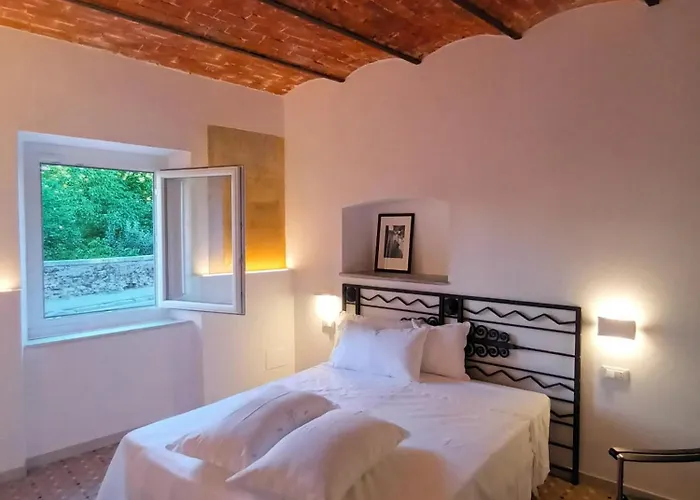 Sobborgospina47 Pensión Sarzana